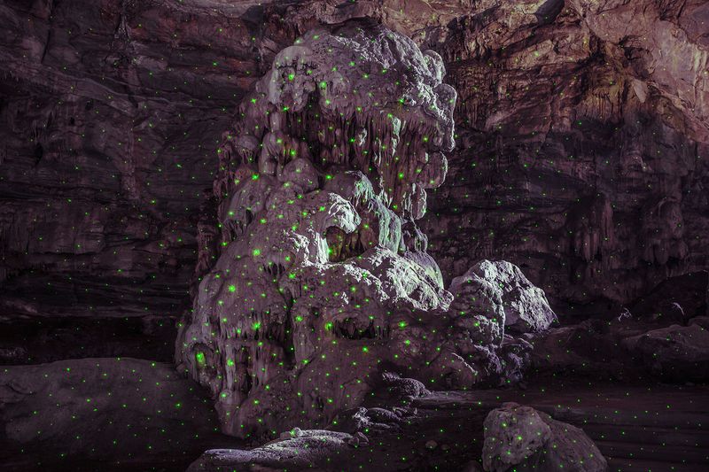 © Ilan Rabchinskey - Image from the FOUNDATION STONE photography project