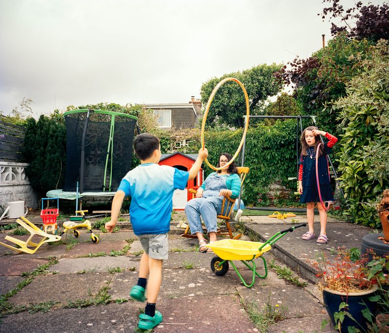 © Mana Baoosh - From the series 'We are more than strangers'- Mitra and her children