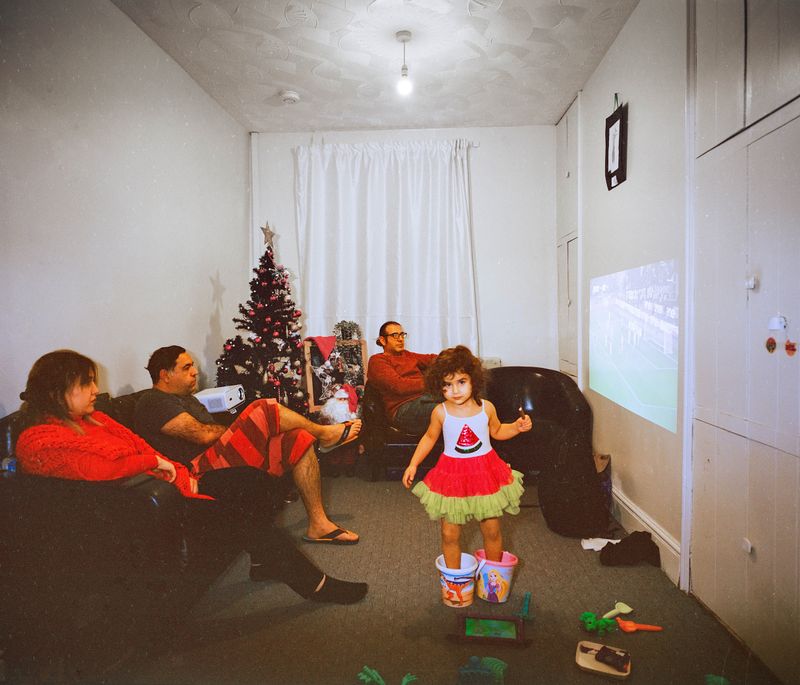 © Mana Baoosh - From the series 'We are more than strangers'- Andia