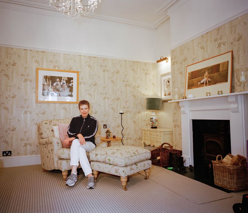 © Mana Baoosh - From the series 'We are more than strangers'- Sian