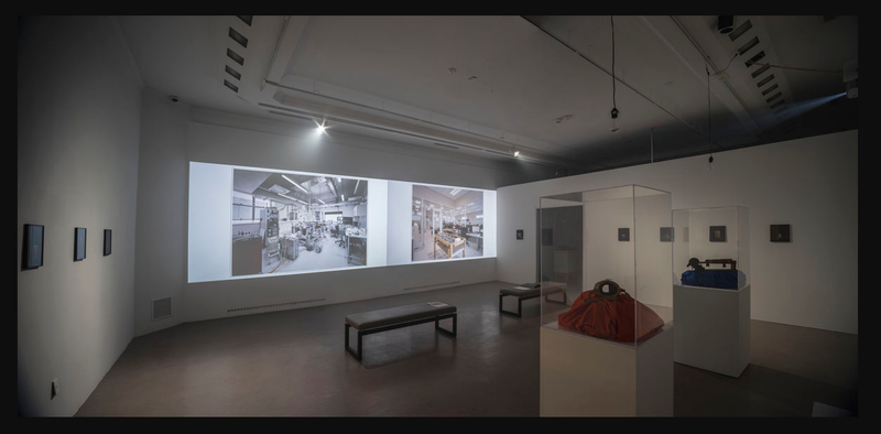 © Mark Kasumovic - Image from the A Human Laboratory photography project