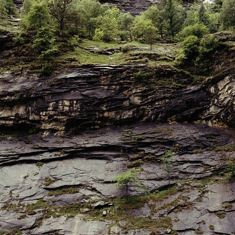 © Sandrine Lagnaz - La falaise de Gondo (46.197435,8.135401), mai 2018. The Gondo cliff (46.197435,8.135401), May 2018.