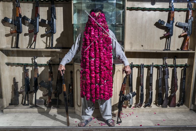 © Marylise Vigneau - Image from the Sehrabandi / سہرا بندی photography project