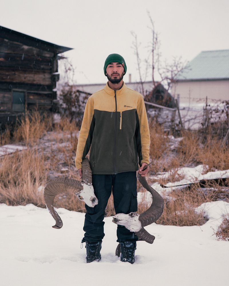 © Sebastian Rogowski - Image from the Suicidal Birds photography project