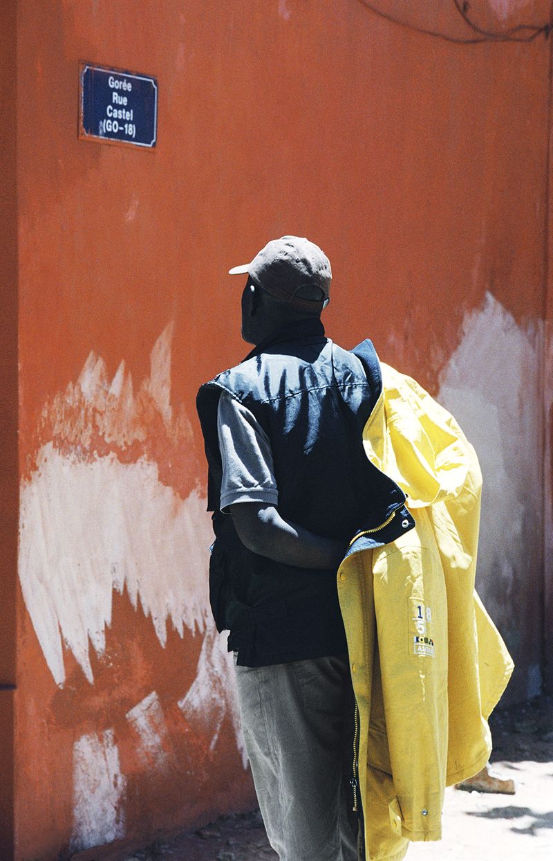 © Henry Roy - Image from the THE OTHER SIDE photography project
