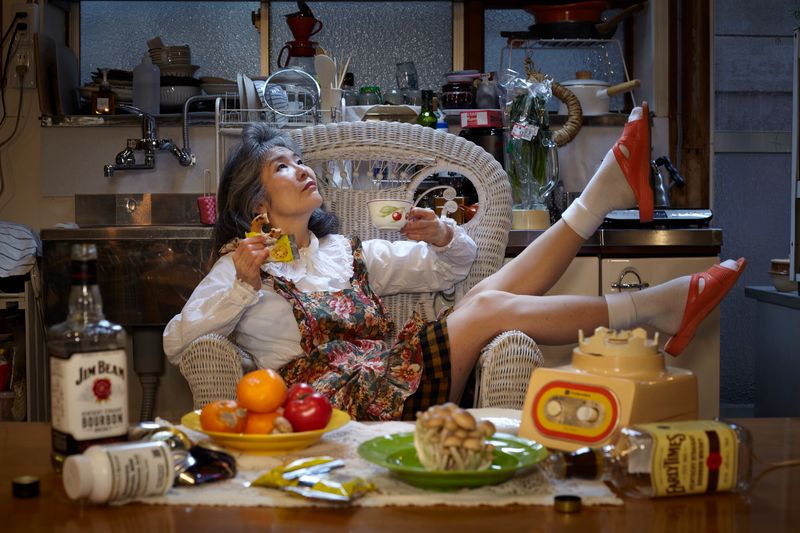 © Yuki Furusawa - A Truly Normal Family 13