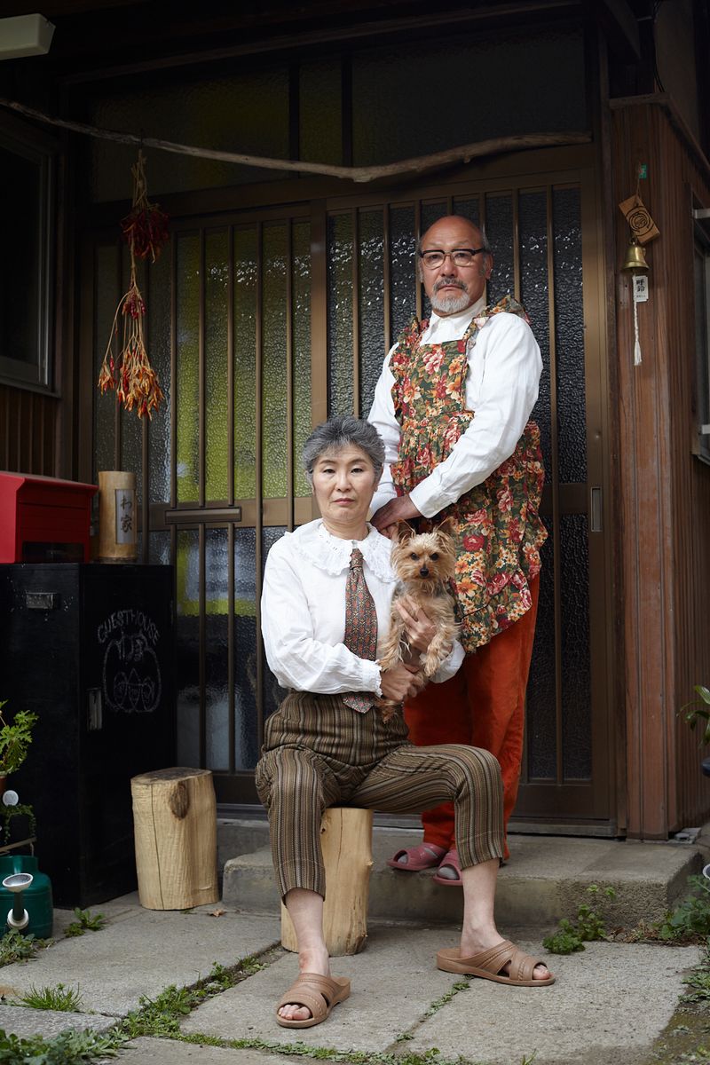 © Yuki Furusawa - A portrait of the mother and the father.