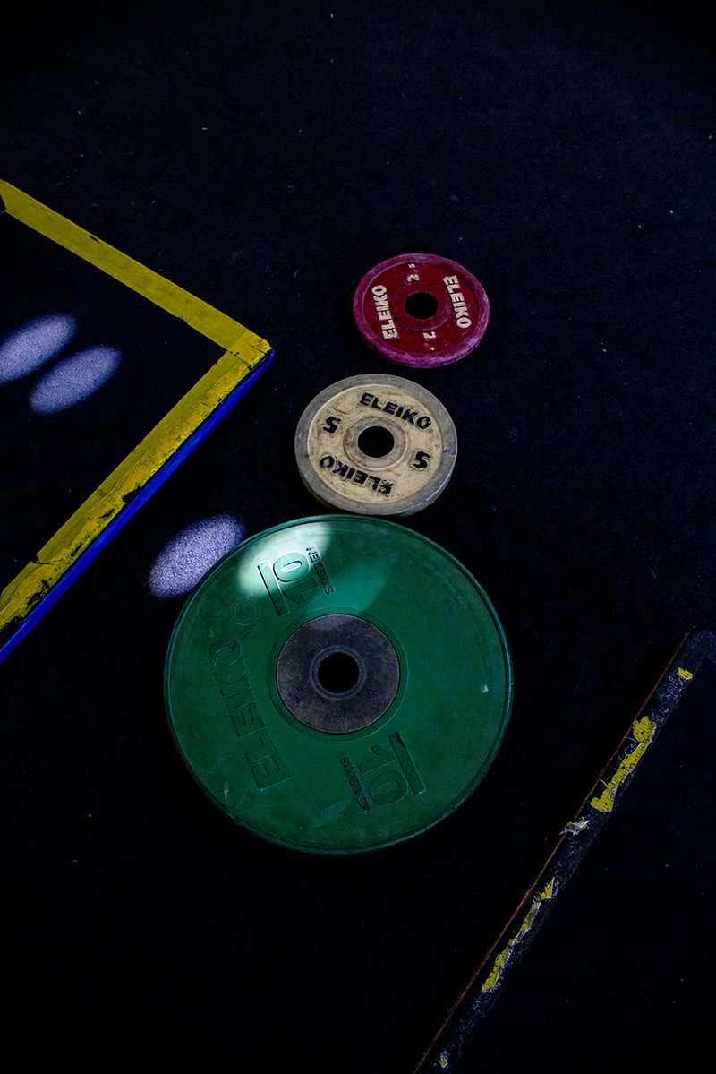 © Cholandesa - Image from the LUNULA; UÑA I KULTURA photography project