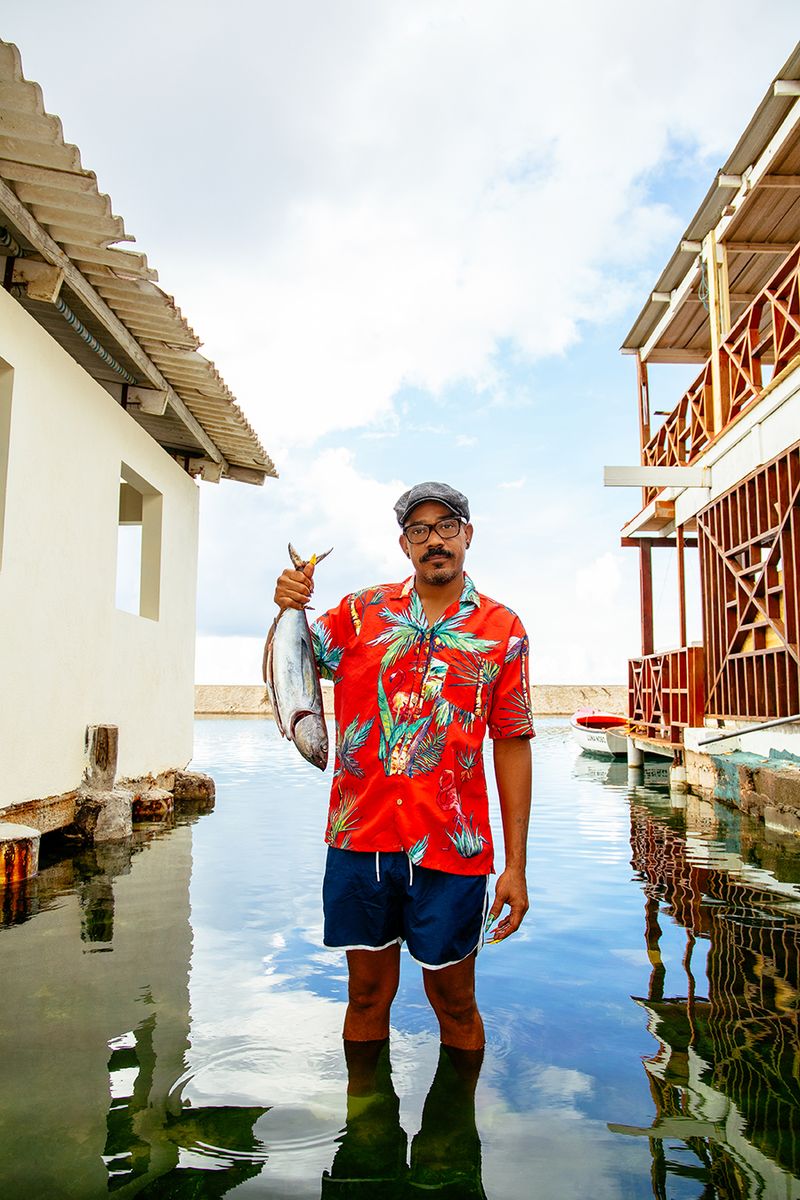 © Cholandesa - Image from the LUNULA; UÑA I KULTURA photography project