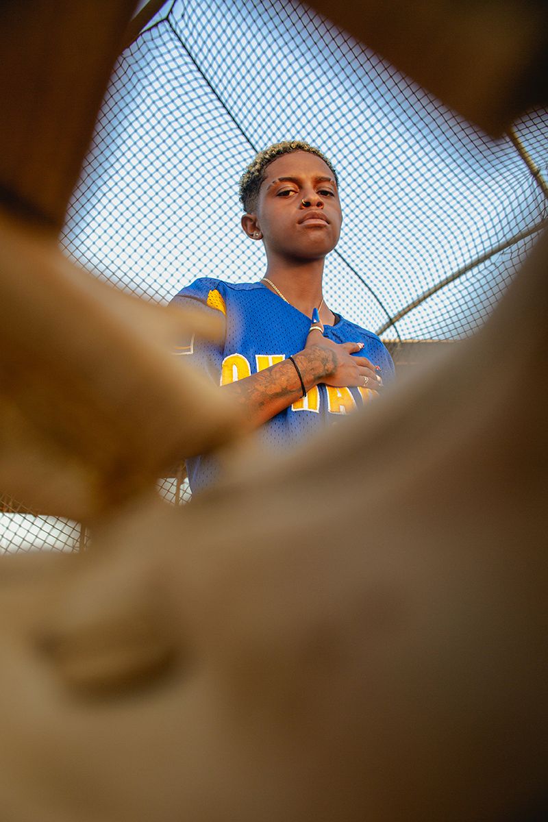 © Cholandesa - Image from the LUNULA; UÑA I KULTURA photography project