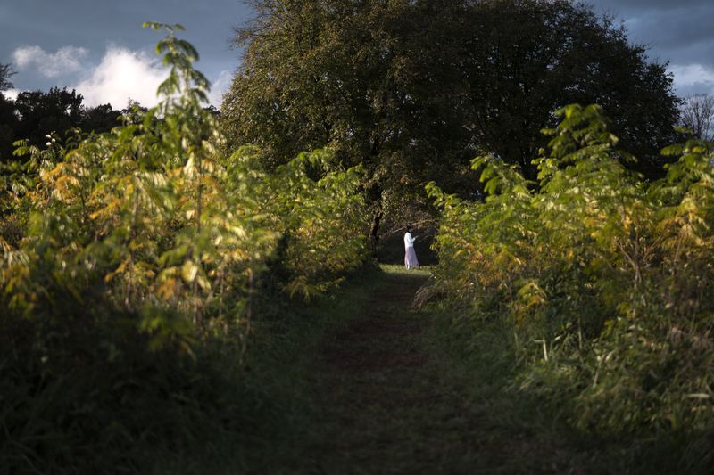 © Kaitlin Jencso - Image from the We Miss You photography project