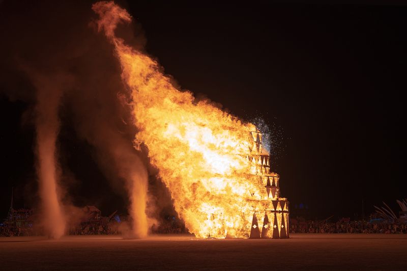 © Mark Fromson - The Mega Cake Burn