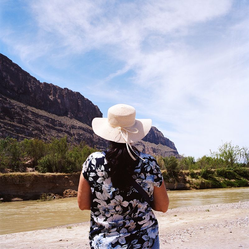 © Ariana Gomez - Image from the The Blue of Distance photography project