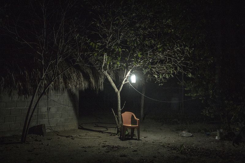 © Alejandra Orosco - Image from the No room for the weak photography project