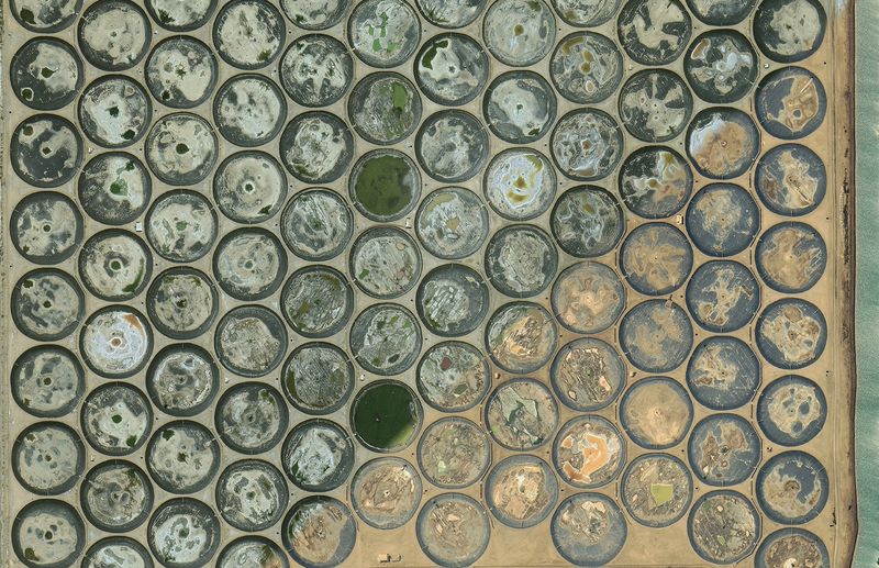 © Anke Loots - Image from the 17.7, -28.6, +6.2° photography project