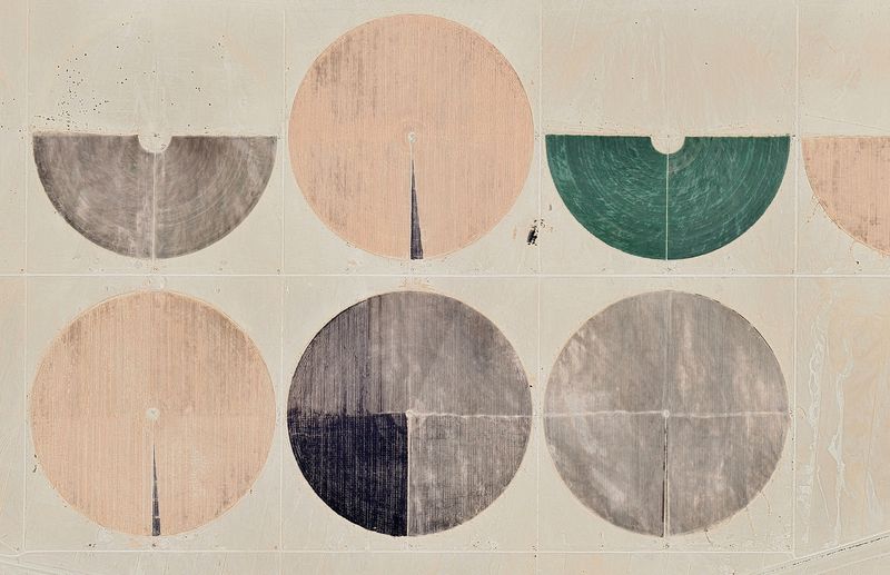 © Anke Loots - Image from the 17.7, -28.6, +6.2° photography project