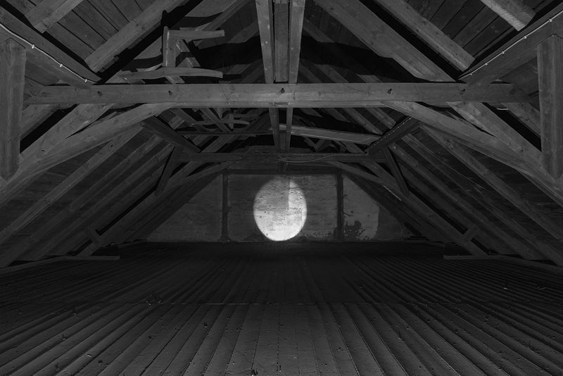 © Elena Helfrecht - Entrance, 2019 | The Attic.