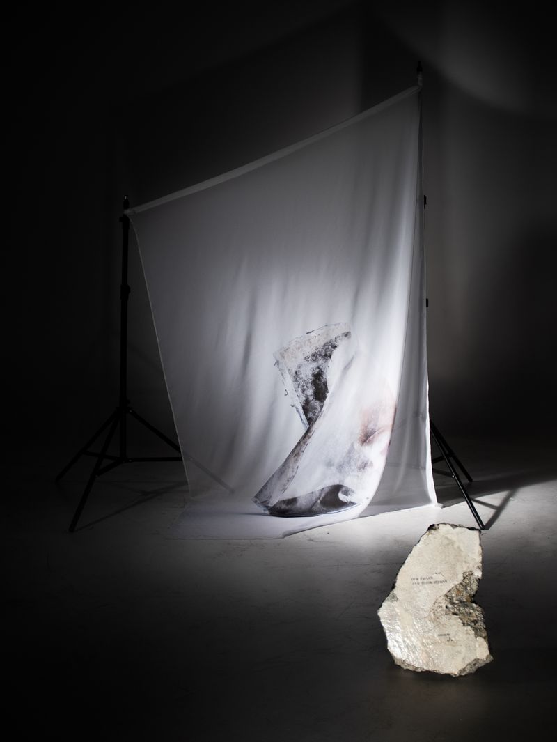 © Bianca Salvo - Image from the When Statues Fall photography project