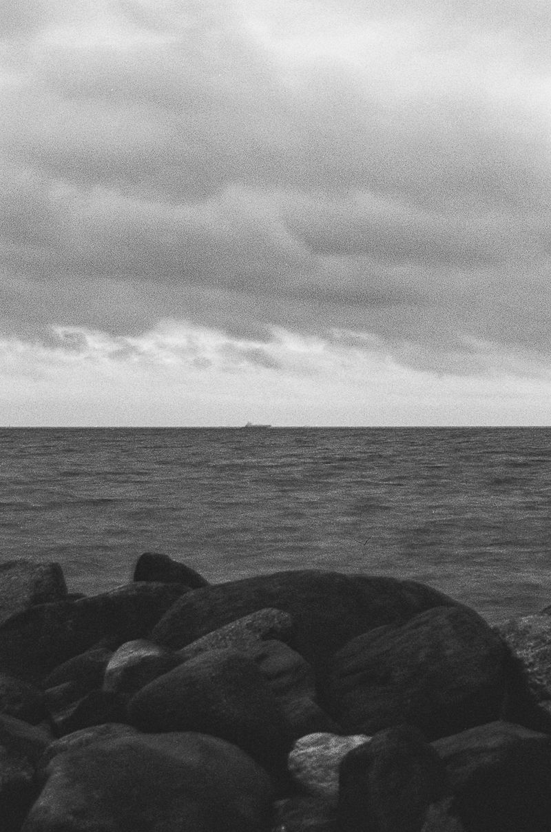 © Julia Mejnertsen - Image from the SHADOW FLEET photography project