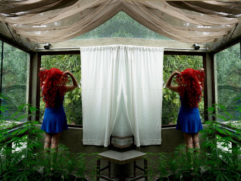 © Liza Ambrossio - "Maria Juana" from the series "Blood Orange"