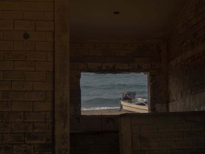 © Carol Iglesias Otero - Image from the Petroleum Waterscapes photography project