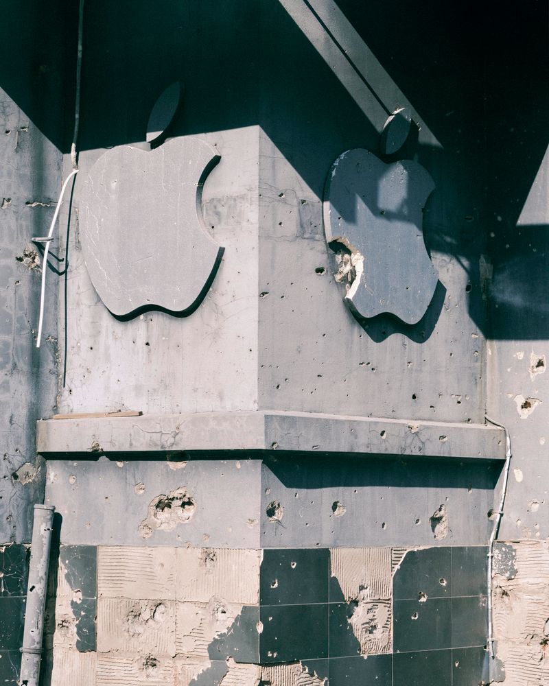 © Kristina Yenza - Image from the YOUNIST' photography project