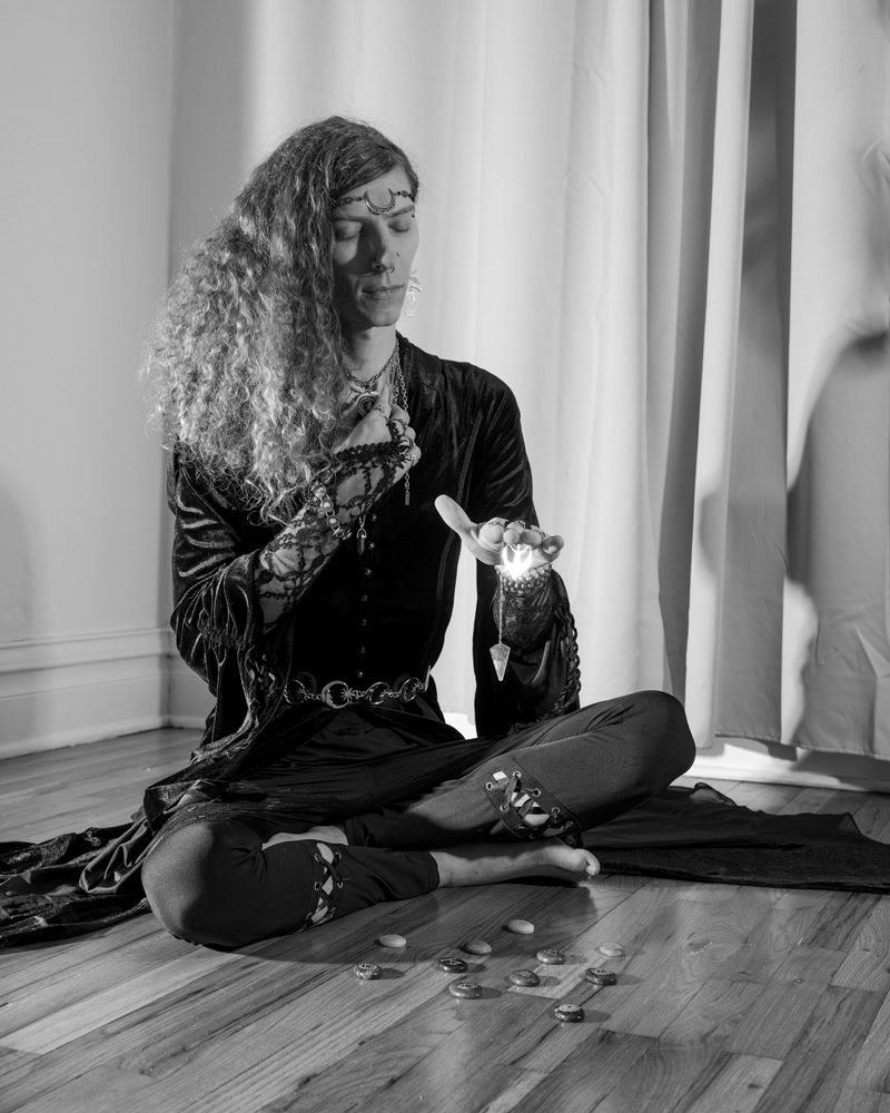 © riel Sturchio - Liara with Pendulum, Archival Inkjet Print, 16" x 20", 2024