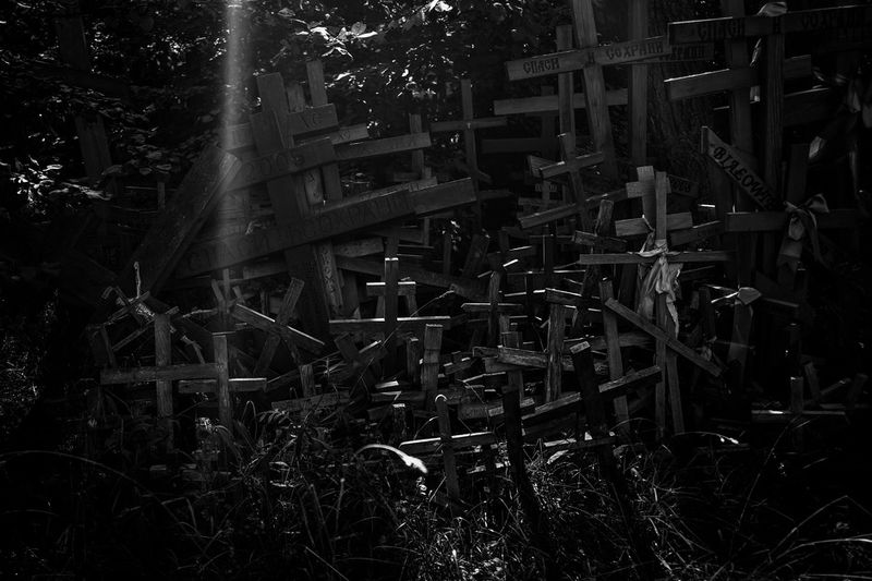 © Kuba Kaminski - Crosses on the Grabarka holy mountain.