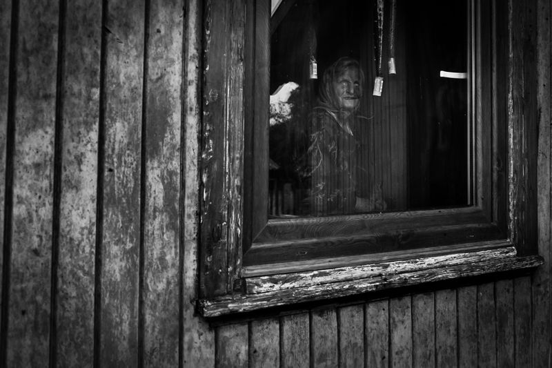 © Kuba Kaminski - Anna - a Whisperer from Rutka village.