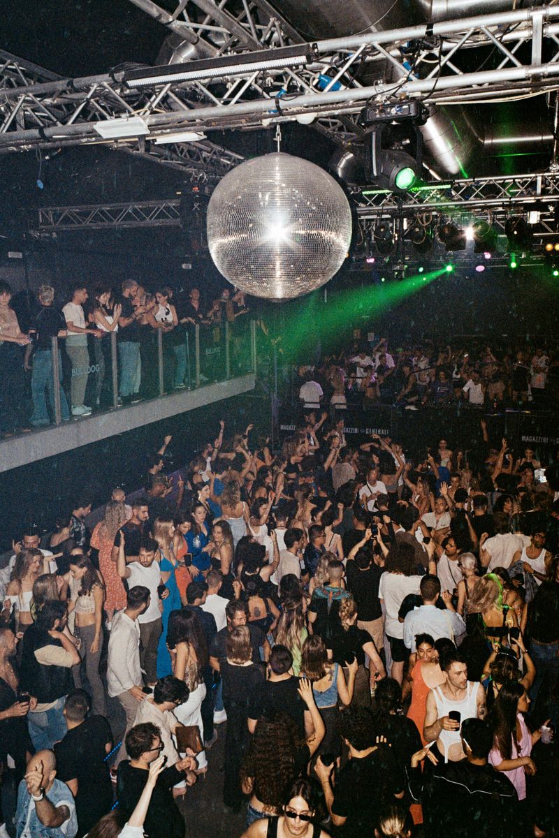 © Nicolò Rinaldi - Image from the MONDO MONDANO photography project