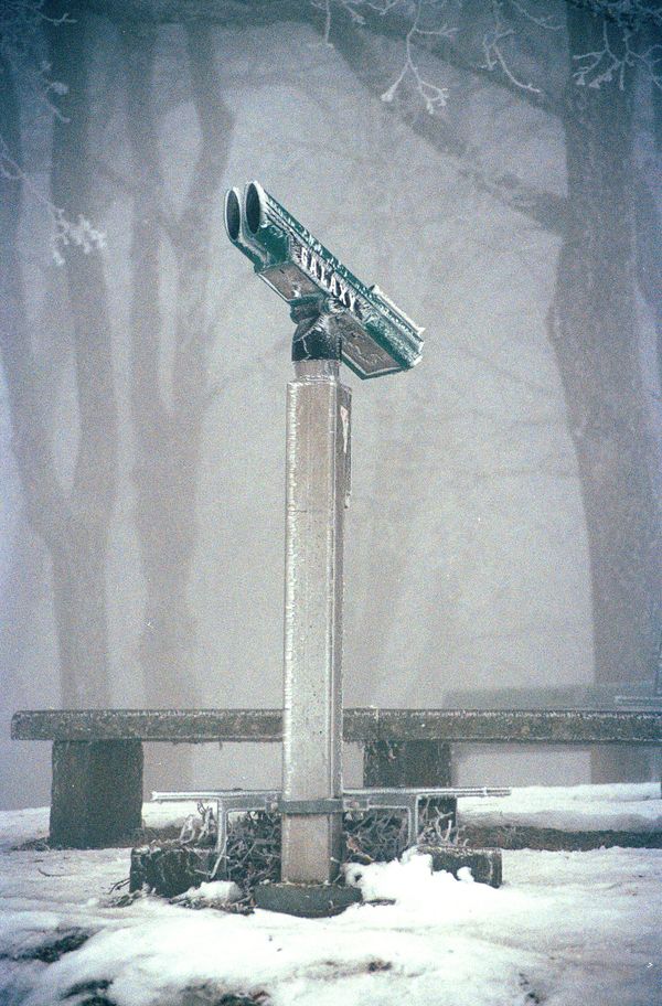 © Tim Rod - Adjustment: Search for the wormhole in our galaxy.