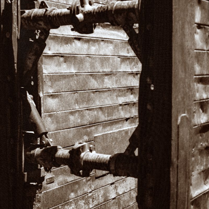 © Marcel van Beek - Image from the Geometric Constraints: Light as a Captive of Form photography project