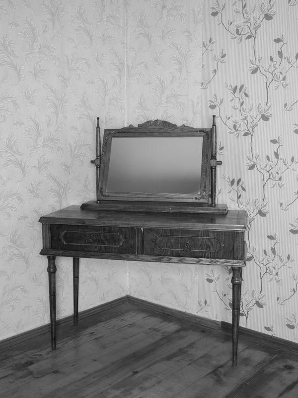 © Katya Selezneva - Image from the There Round the Corner in the Deep photography project