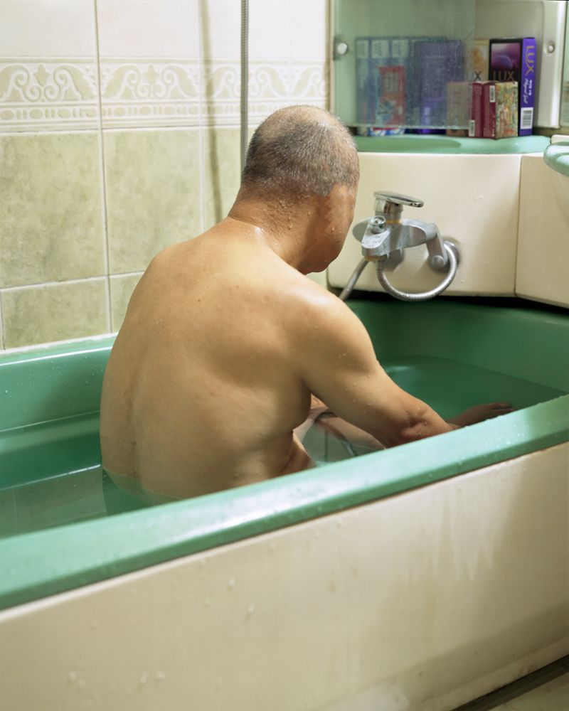 © minjue - Comfortable Silence, 2019