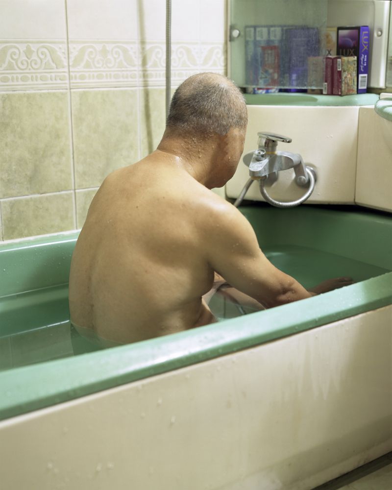 © minjue - Comfortable Silence, 2019