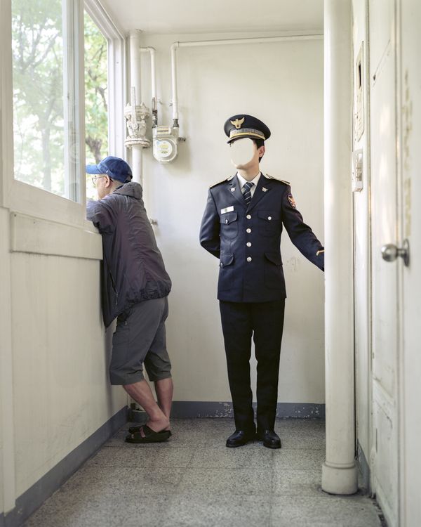 © minjue - ID picture, 2019