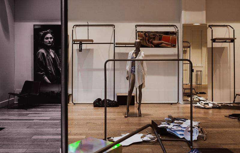 © Vytenis Jankūnas - Empty Live Fashion Store in SoHo, NYC