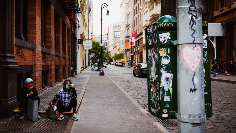 © Vytenis Jankūnas - The End of Fancy Shopping - Little "Looters" in SoHo