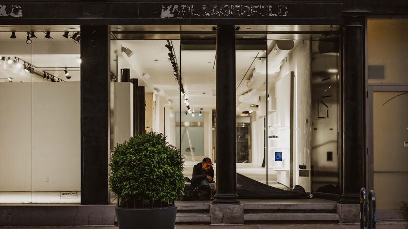 © Vytenis Jankūnas - The End of Fancy Shopping - Lagerfeld