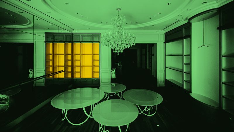 © Vytenis Jankūnas - The End of Fancy Shopping - Empty Repetto Boutique in SoHo