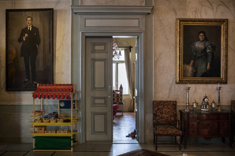 © Anna Bosch - Sursock Palace is also Sursock's family residence
