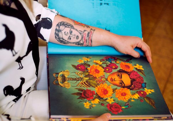 © Alexandra Krantz - The Rooster & The Superwoman The rooster jumped from the shirt of a superwoman who has MS,but MS has not got her.