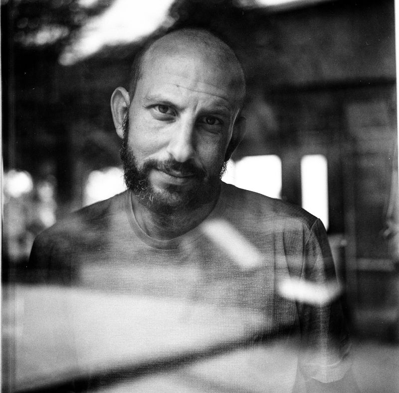 © STEFANIA ROSINI - Image from the LA BEHIND THE DOOR photography project