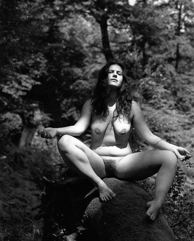 © Selina Mayer - Sura Hertzberg, Epping Forest 2018. Silver gelatin print.