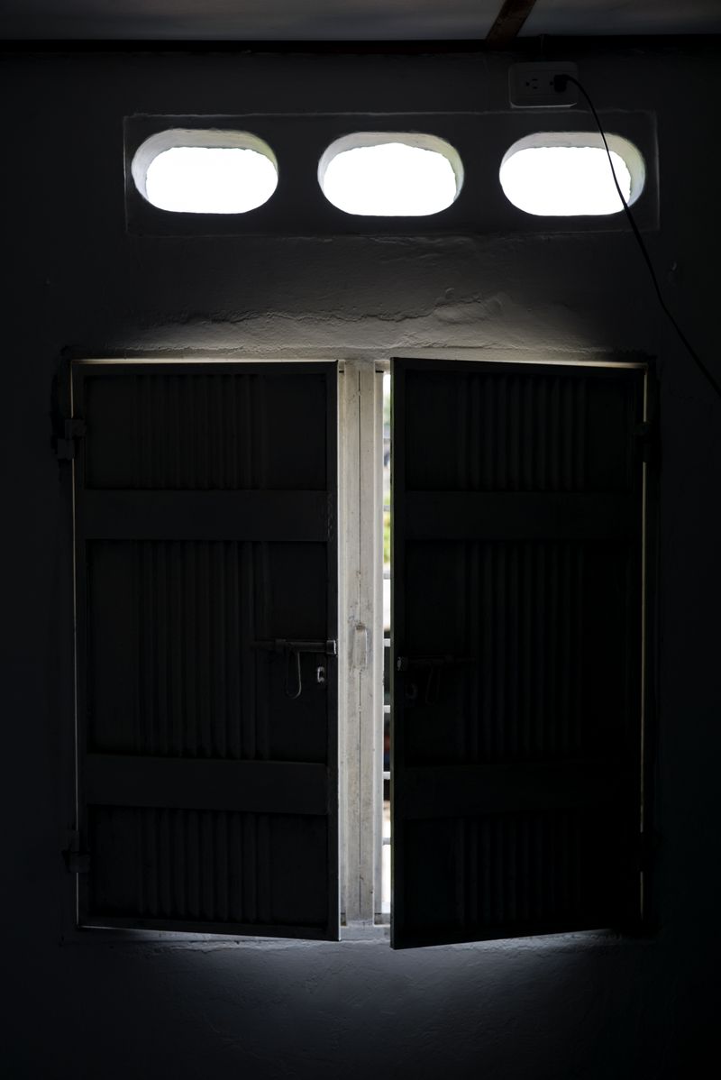 © Luis Cobelo - The same room