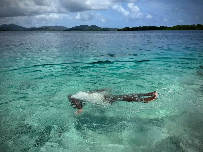 © Nadia Shira Cohen - Image from the Love Boat photography project