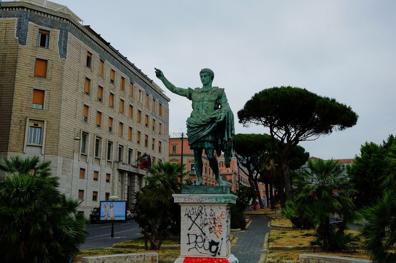 © Marc Van Lierde - Naples, Italy, 2017