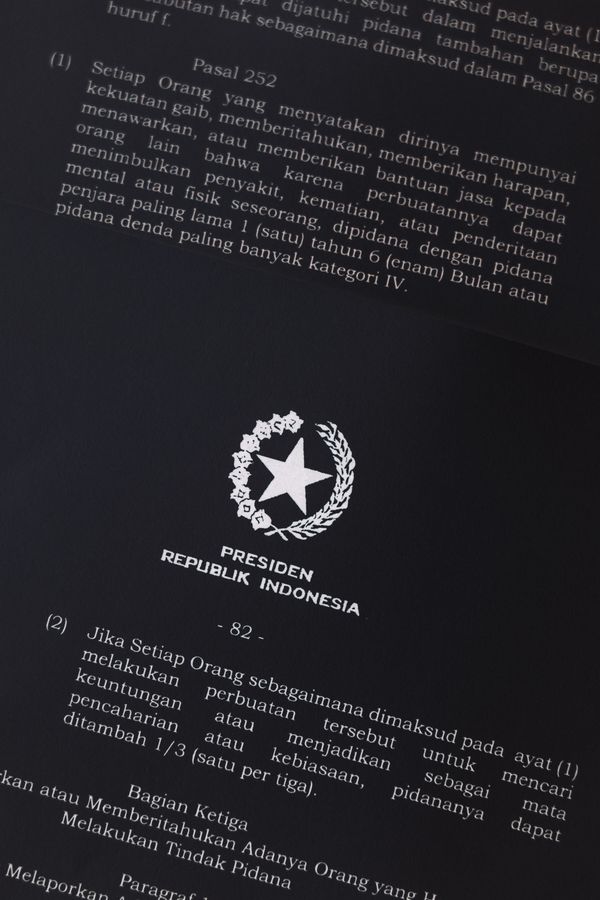 © Marc Aziz Ressang - The new indonesian law regarding the use of magic.