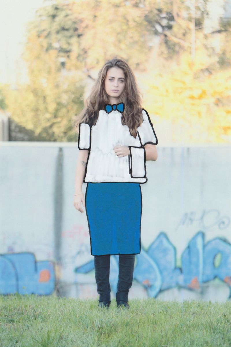 © Ludovica Bastianini - Fabrizia: works as a Barmaid - Graphic designer - Photographer - Waitress - Sales woman