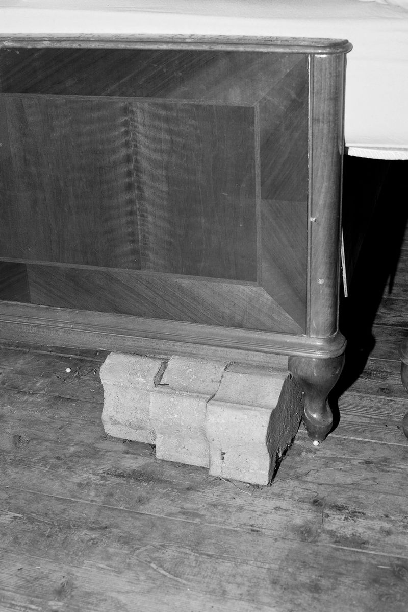 © Katya Yanova - Image from the Lacuna photography project